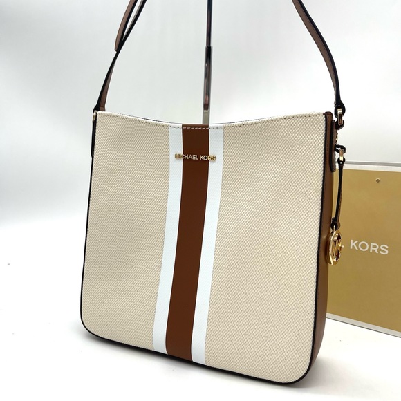 Michael Kors Large Messenger Crossbody Bag - Picture 3 of 11